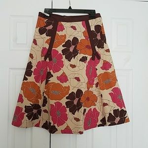 Cute floral skirt *price firm unless bundled*